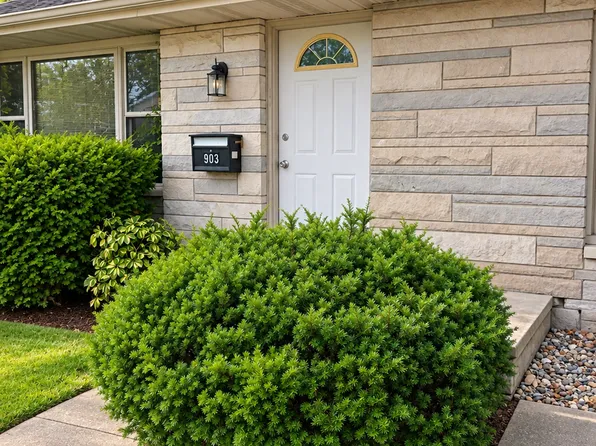 903 S Henderson St, Bloomington, IN 47401