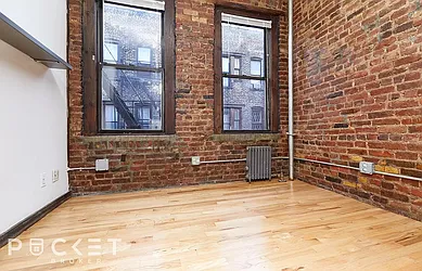 Rented by PocketBroker Inc