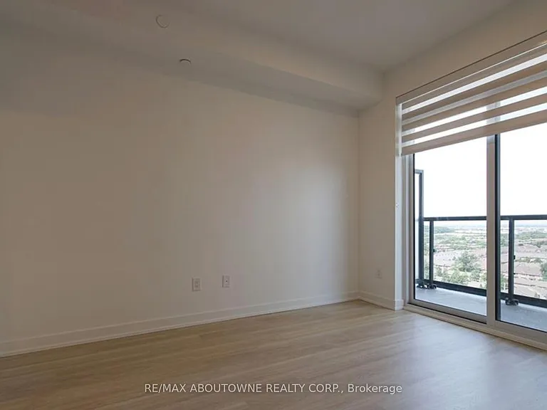 5105 Hurontario St #1410 — Photo 6