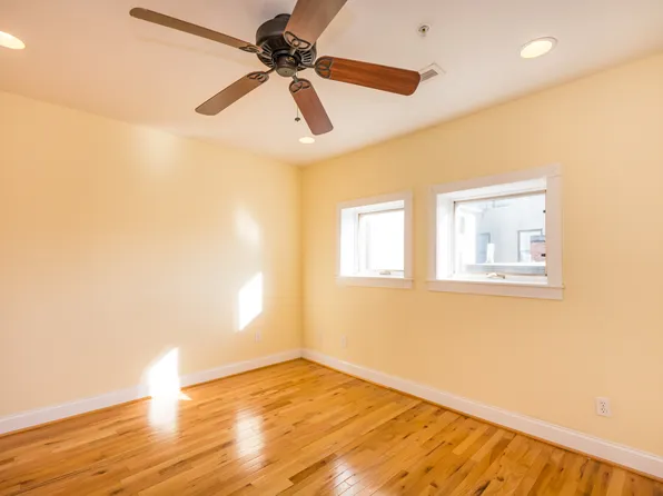 6 W Read St, Baltimore, MD