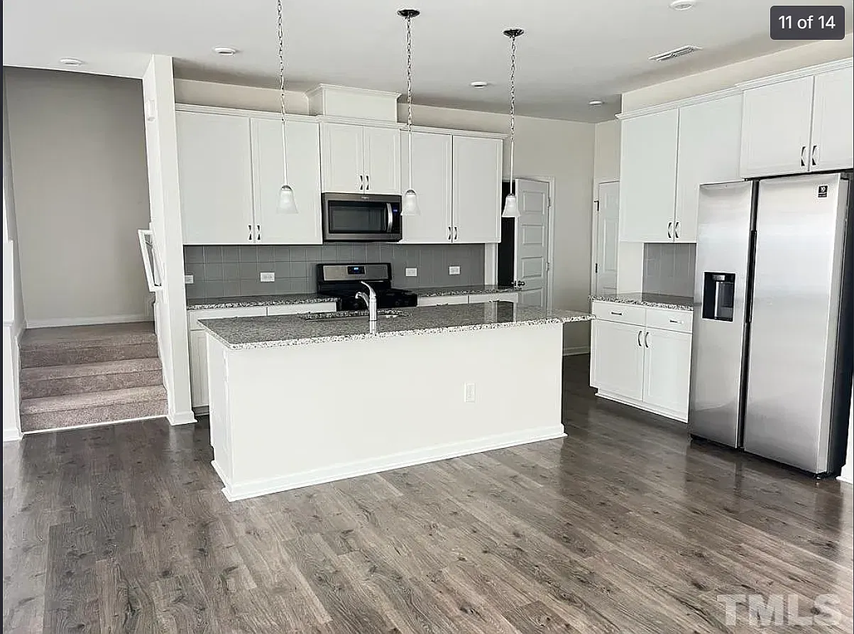 3 bed, 2.5 bath, $2,245 — Photo 4