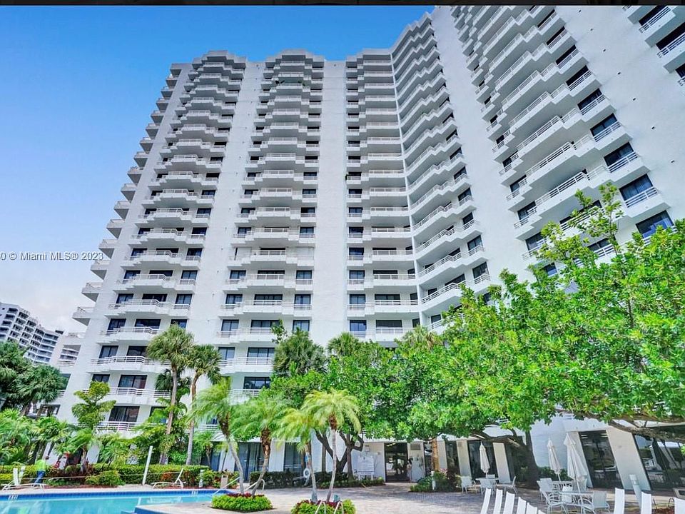 1st image of 3300 NE 192nd St APT 1412
