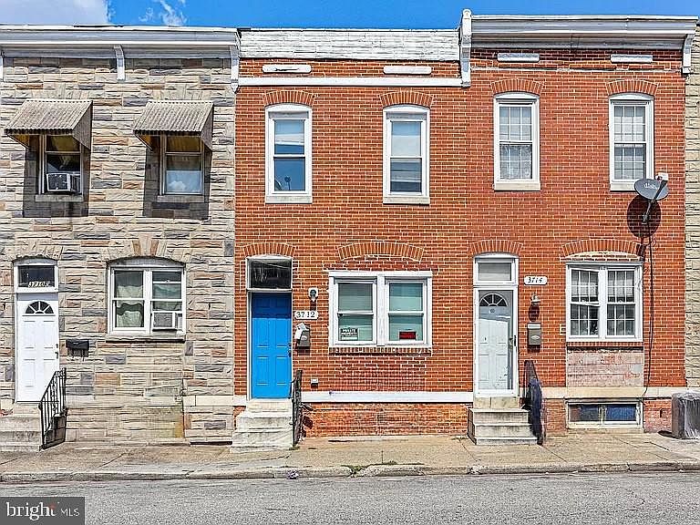 1st image of 3712 E Lombard St