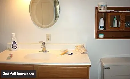2235 Victor St — Photo 12