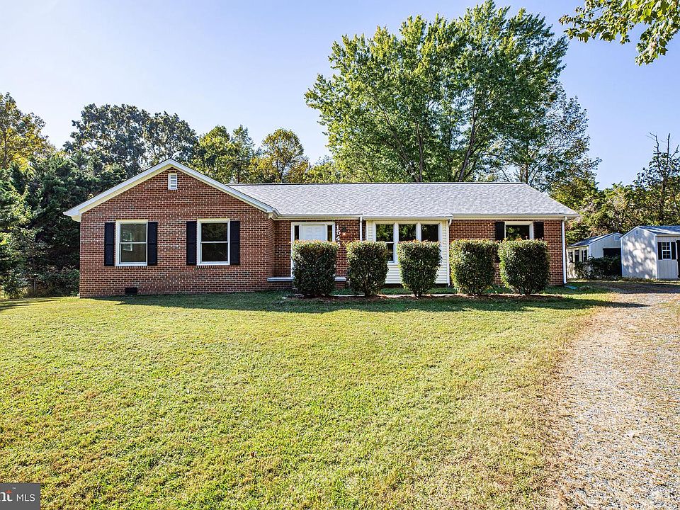 1st image of 1544 Heatherstone Dr