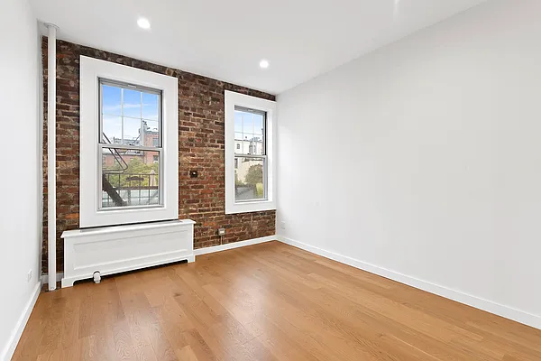 Rented by Corcoran | media 18