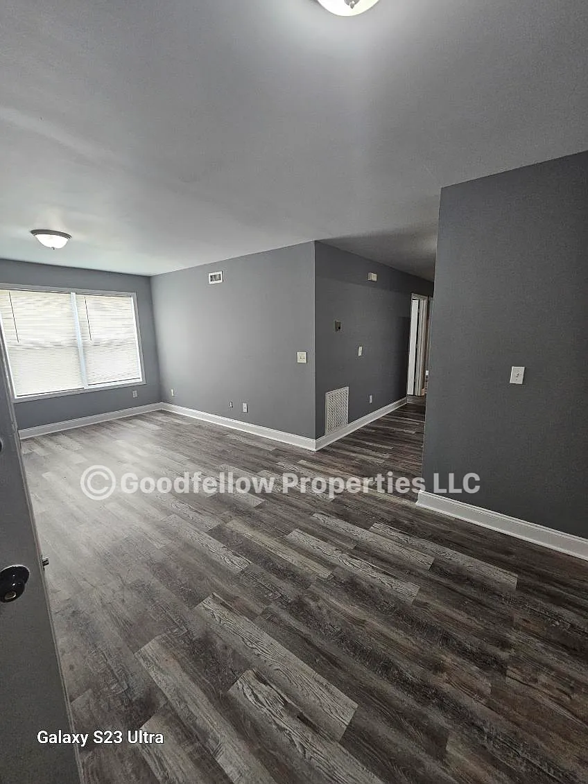 Building Photo - 1045 Old Florence Rd #H