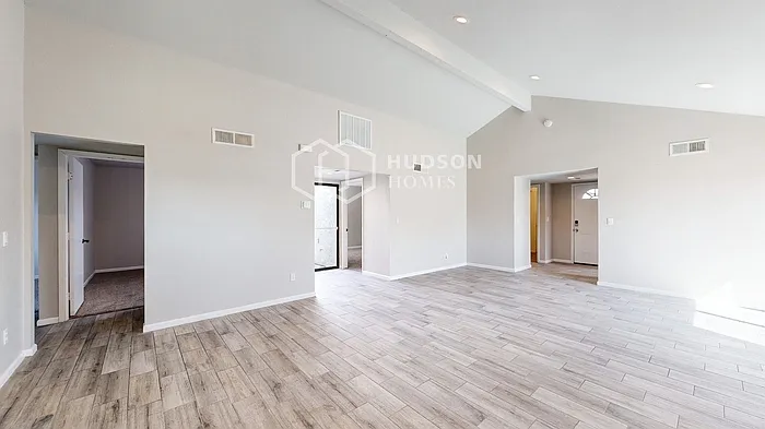 5135 W Mission Ln — Photo 5