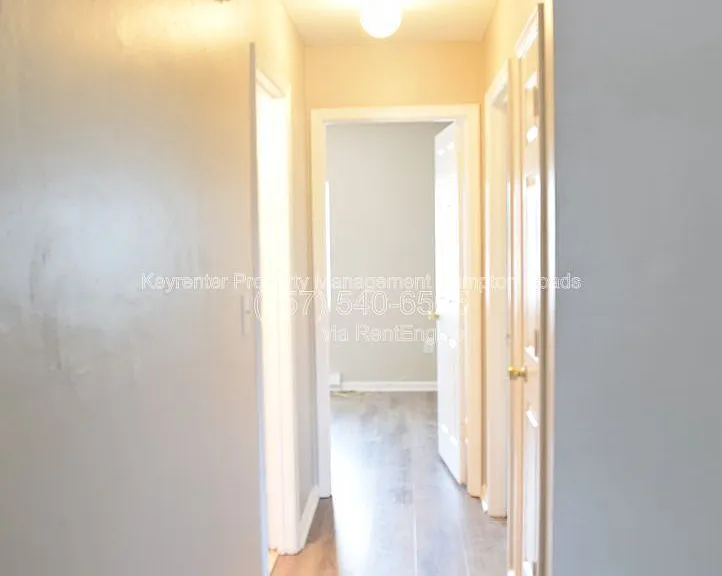 4670 Kincaid Ave #E — Photo 7