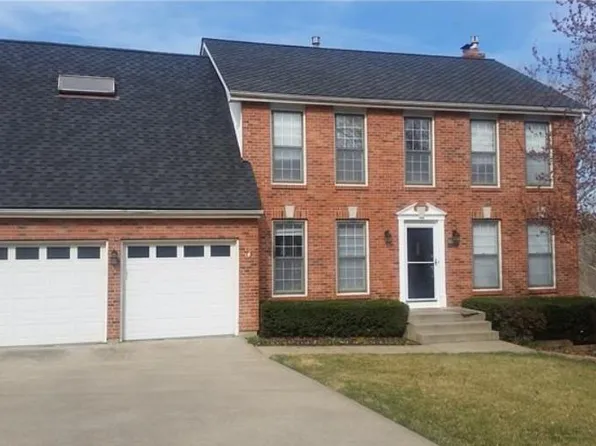 5014 Summit St, Shawnee, KS 66216