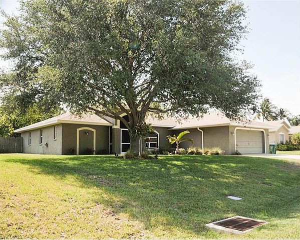 1st image of 310 SE 21st Pl