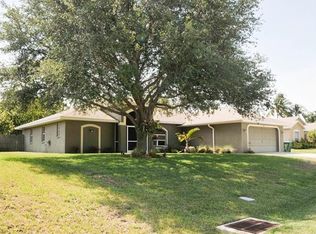 310 SE 21st Pl, Cape Coral, FL 33990