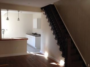 2456 N Gratz St, Philadelphia, PA