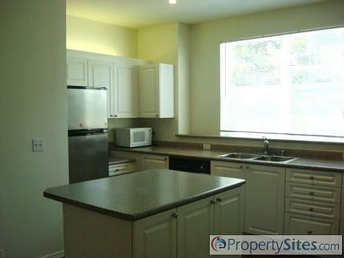 3rd image of 3116 164th St SW APT 1604