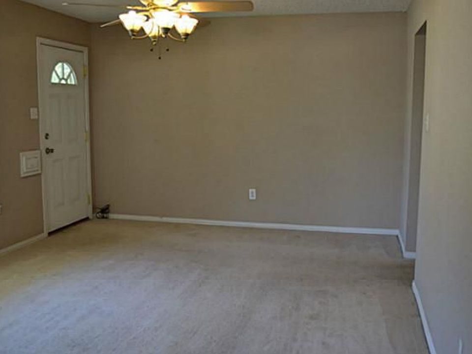 1st image of 1802 Sewell St