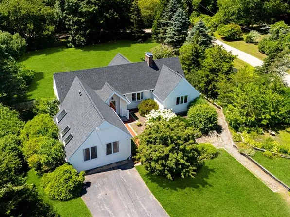 23 King Tom Dr, Charlestown, RI 02813