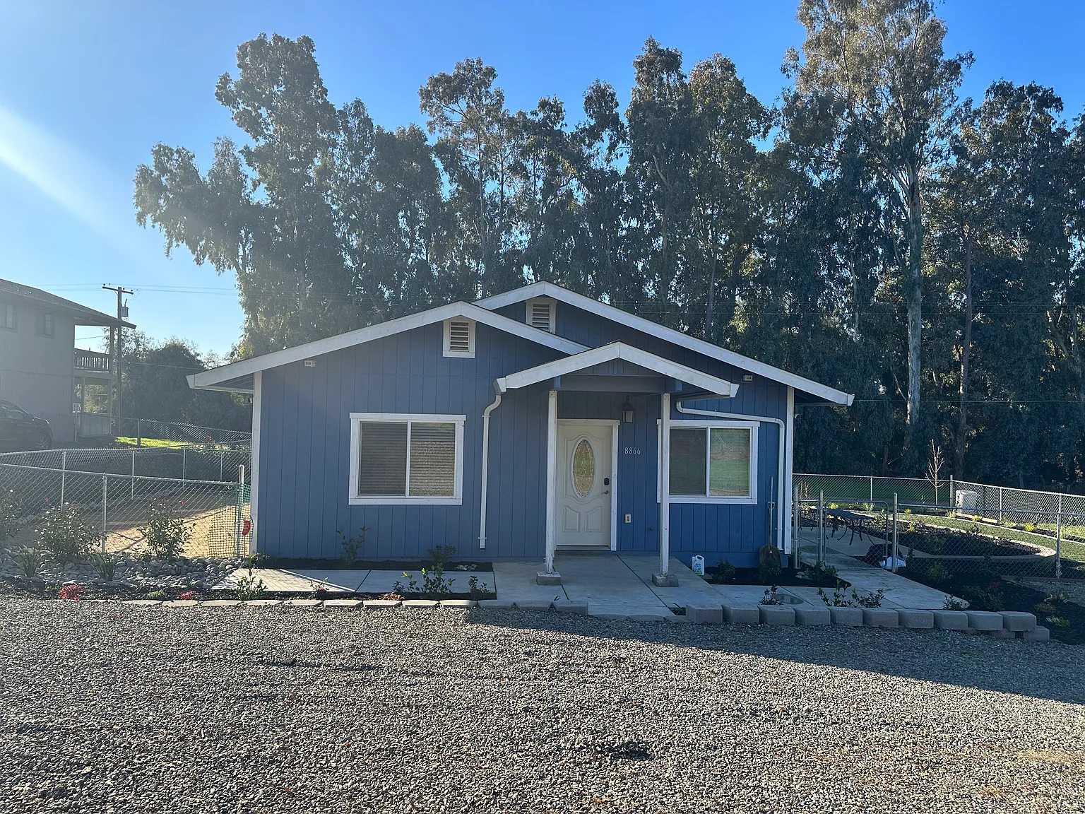 8866 Oak Ave photo 1