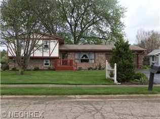929 Richards Ave, Louisville, OH