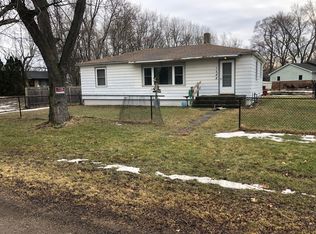 1288 Parkway Dr, Benton Harbor, MI 49022