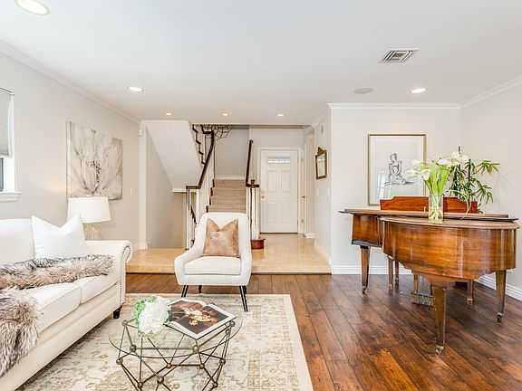 5th image of 2621 Dove Creek Ln #B