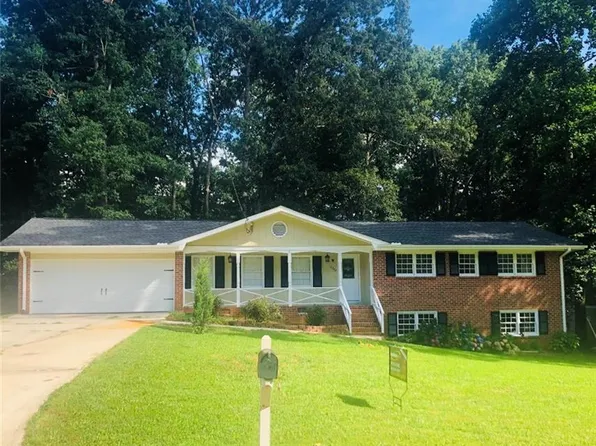 2292 Plantation Ct, Lawrenceville, GA 30044