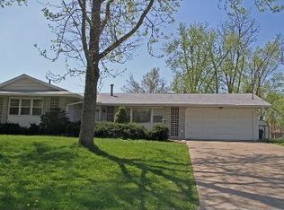 2856 E Loren St, Springfield, MO 65804