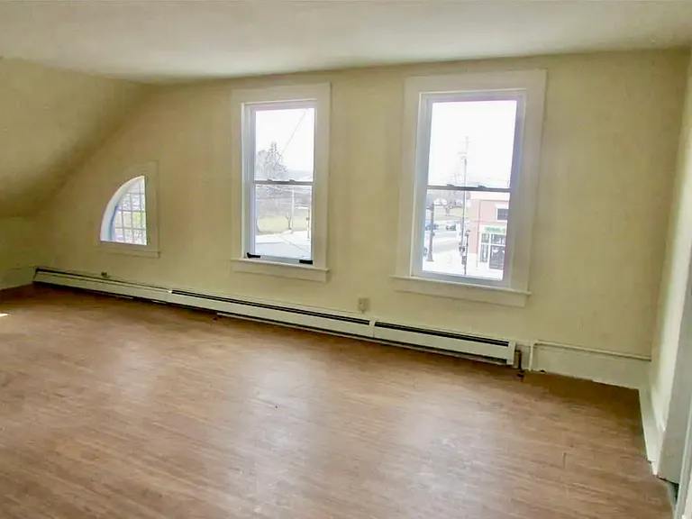 1204 Storrs Rd #2 — Photo 2