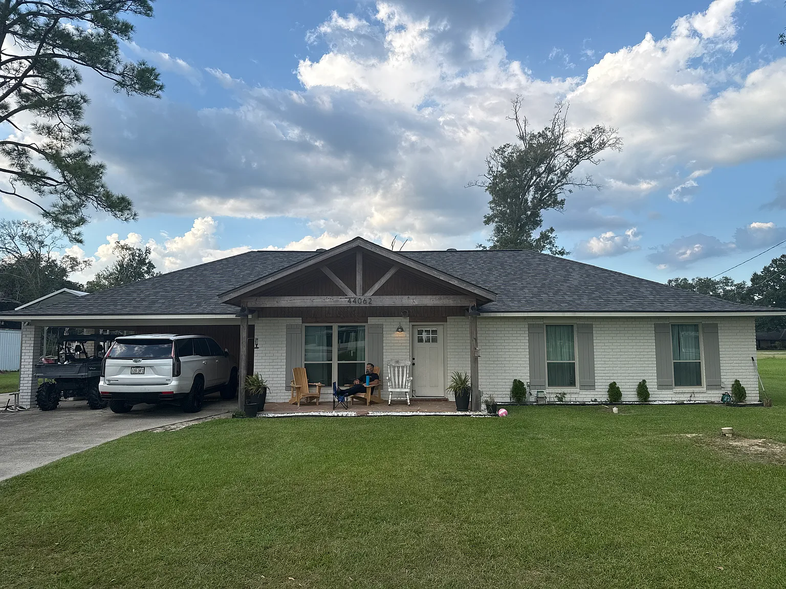 3 bed, 1800 sqft, $2,400 — Photo 1
