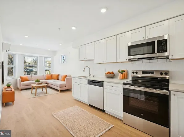 3413 N 19th St #3F, Philadelphia, PA 19140