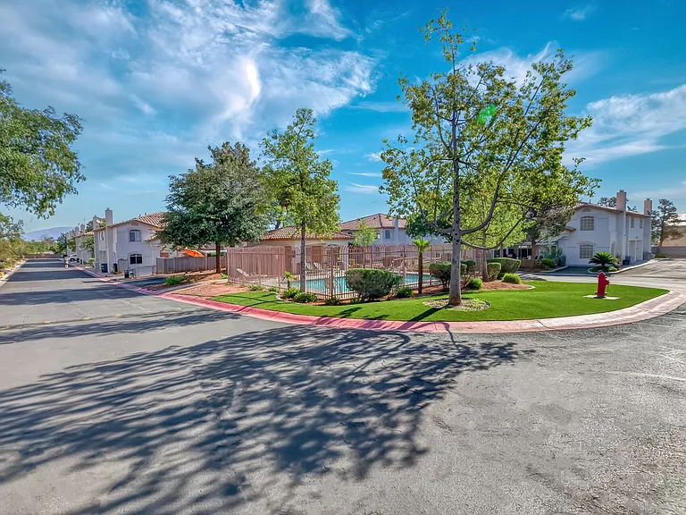 224 Star Cluster Cir — Photo 37