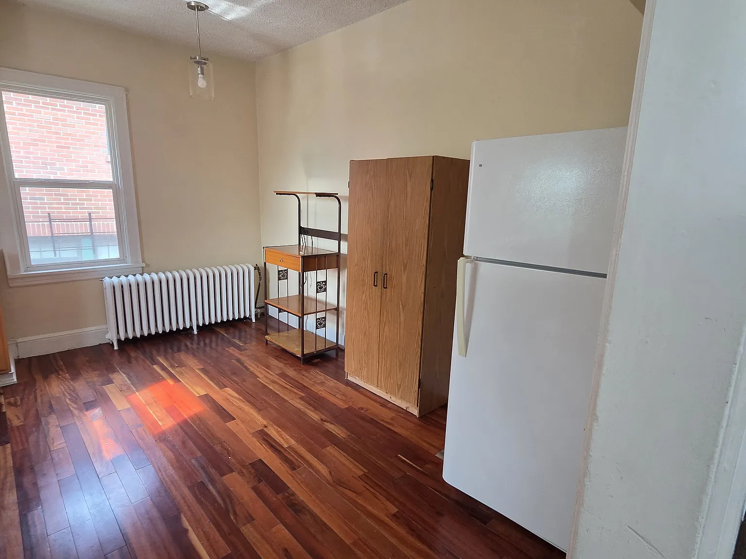 2 bed, 1000 sqft, $2,700 — Photo 4