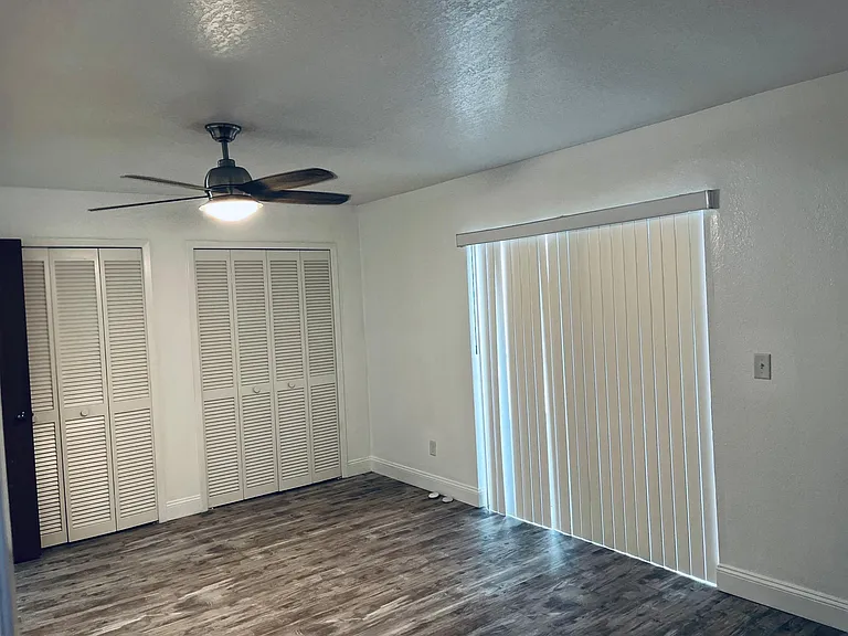 3132 Hillside Ln — Photo 15