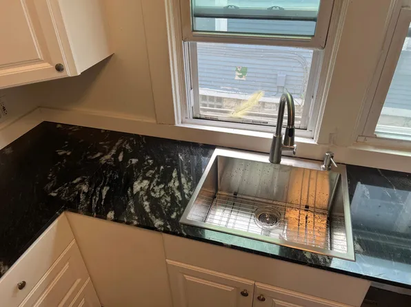 71 Commonwealth Ave, Buffalo, NY 14216