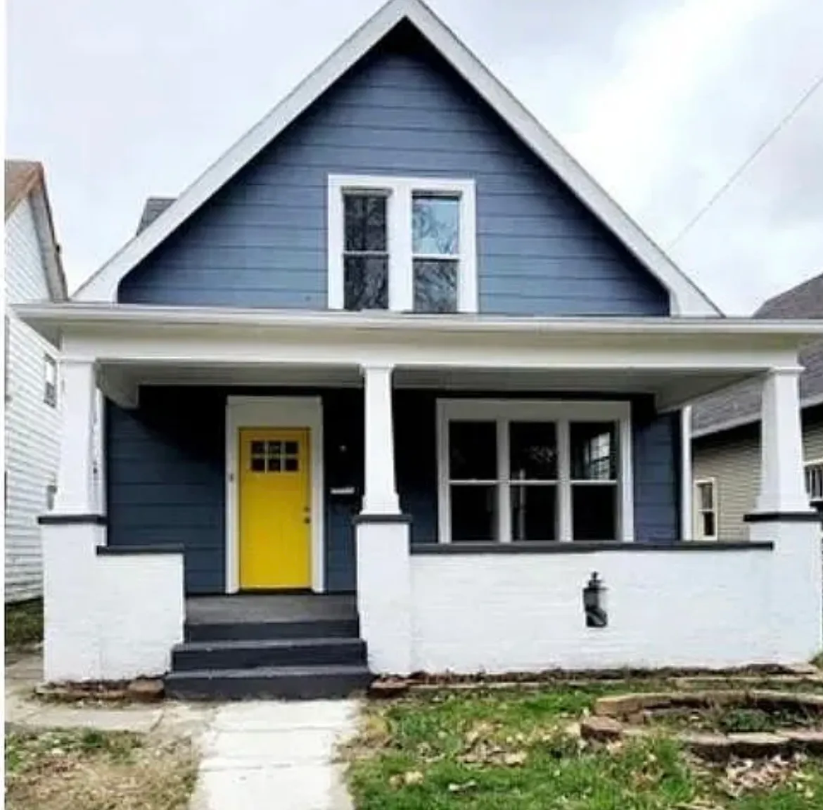 5 bed, 2800 sqft, $2,100 — Photo 1