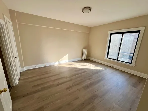 Alder Street, 6111 Alder St APT 2B, Pittsburgh, PA 15206