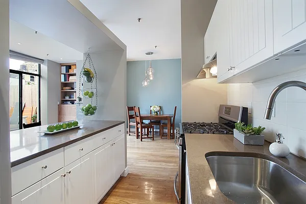 Sold by Corcoran | media 23