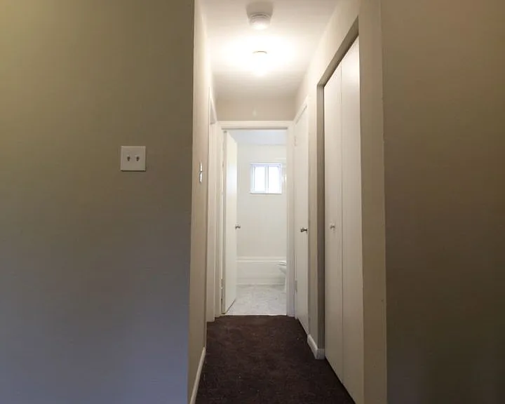Oak Ridge Apartments — Photo 9