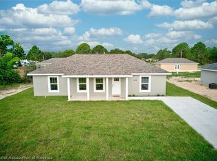 623 Dreamland Dr, Lake Placid, FL 33852
