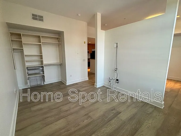 925 Garrett St SE #318 — Photo 15