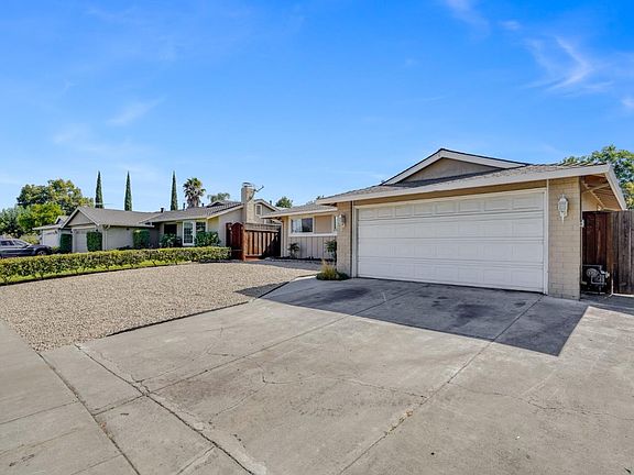 3rd image of 5980 Mescalero Dr
