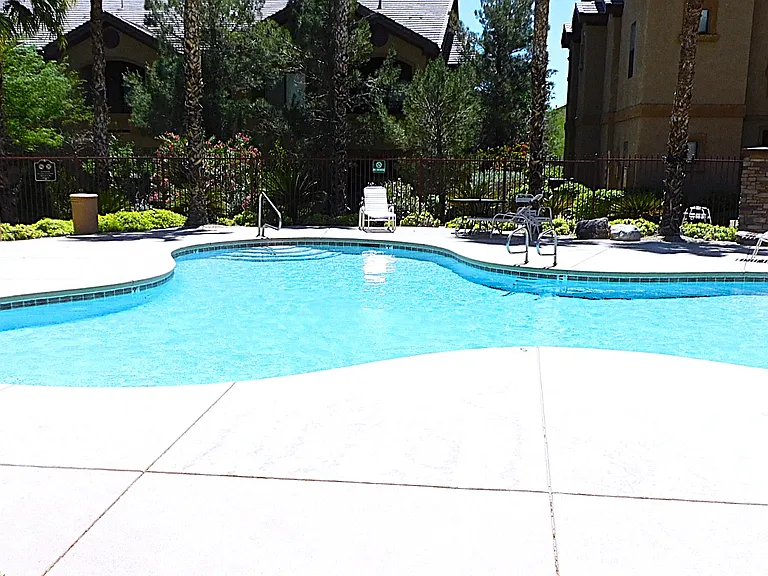 8250 N Grand Canyon Dr #1-1081 — Photo 19