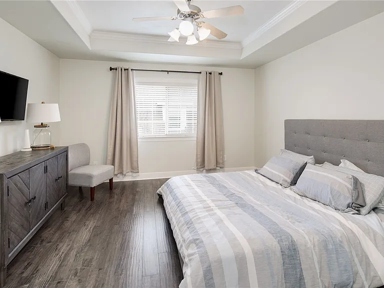 1605 Ethic Ln — Photo 18