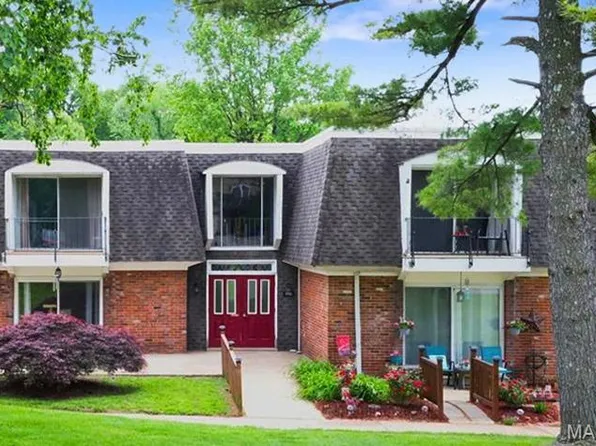 1061 Lafayette Ct APT A, Collinsville, IL 62234