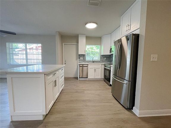 5th image of 1536 NW 3rd Ave