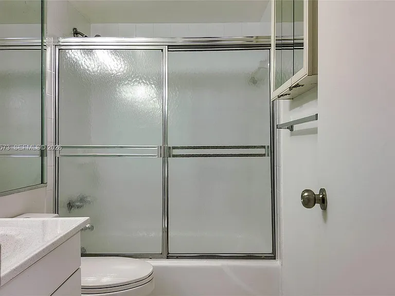 1950 S Ocean Dr #11M — Photo 16