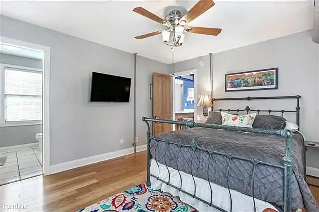 1323 Dauphine St #4 — Photo 4