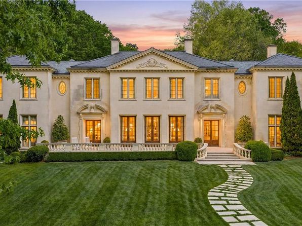 881 W Conway Dr NW, Atlanta, GA 30327 home