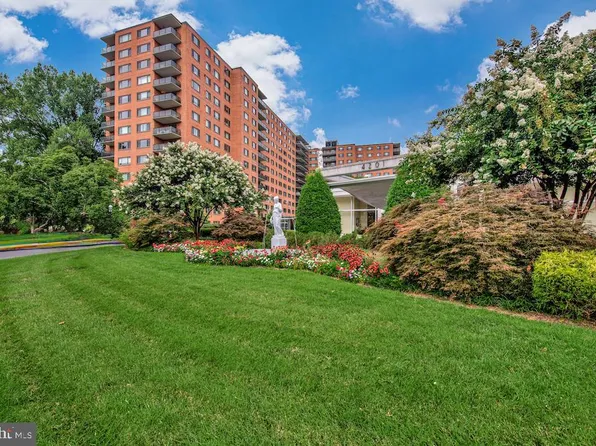 4201 Cathedral Ave NW APT 902W, Washington, DC 20016