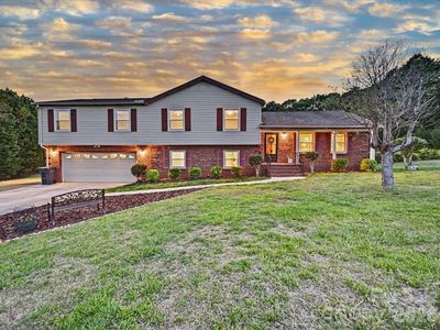 7117 Rock Island Rd, Charlotte, NC, 28278