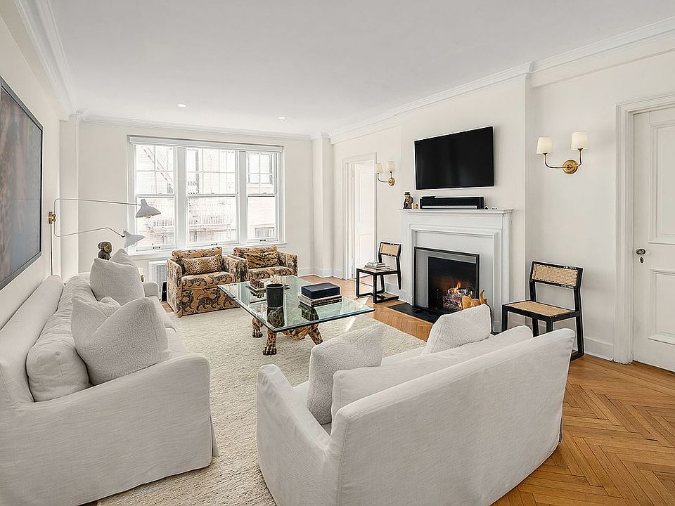 1st image of 50 E 72nd St #3C